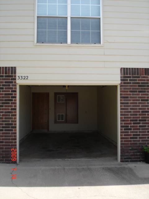 Townhouse for rent at 3320-3322 Ridgecrest Circle, Norman, OK 73072