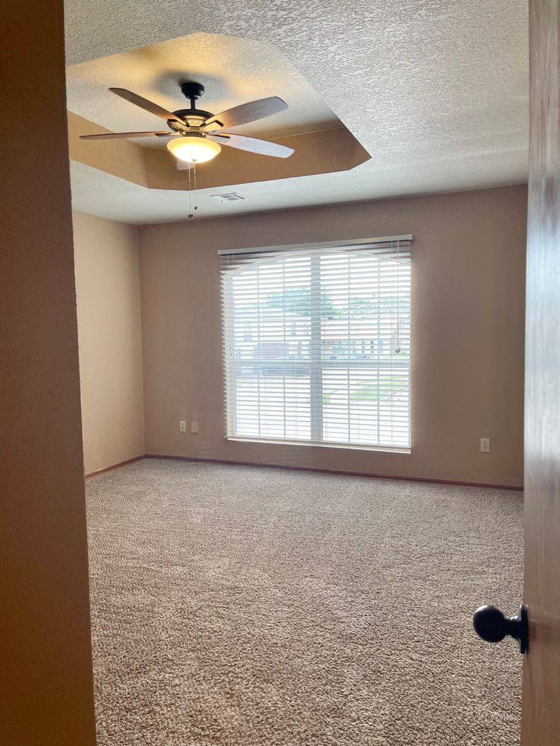 Townhouse for rent at 3320-3322 Ridgecrest Circle, Norman, OK 73072