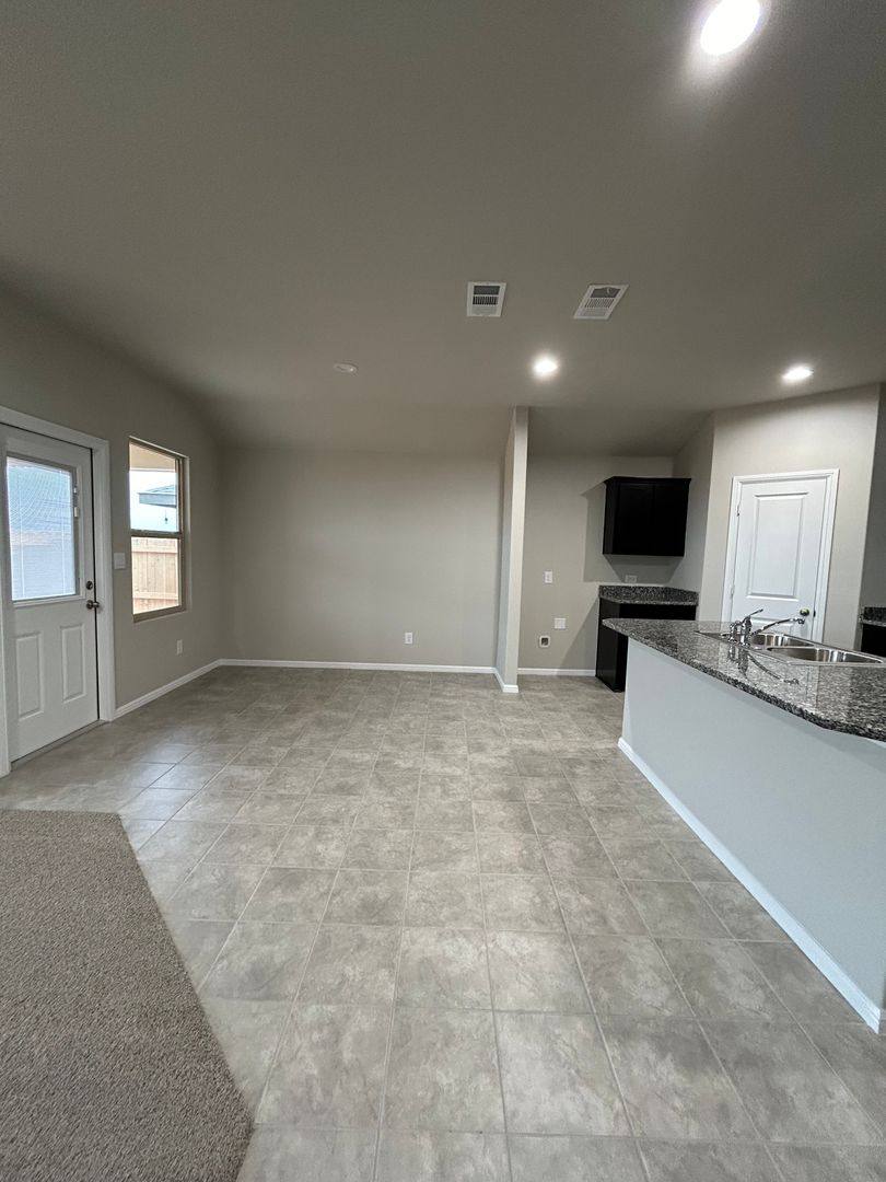 House for rent at 7300 White Cliff Rd, Odessa, TX 79765