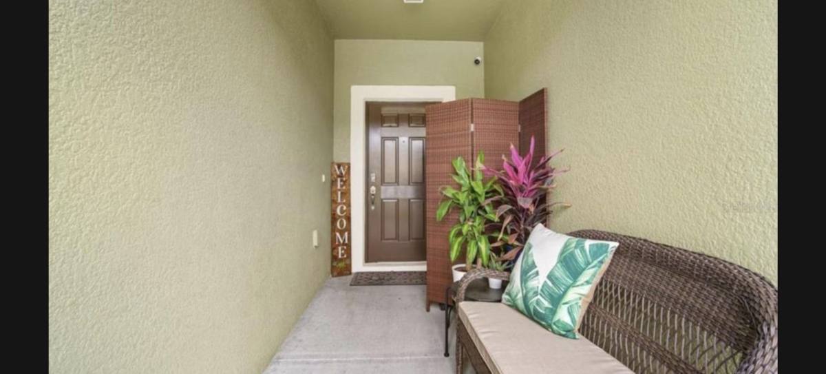 Townhouse for rent at 12961 Utopia Gardens Way, Riverview, FL 33579