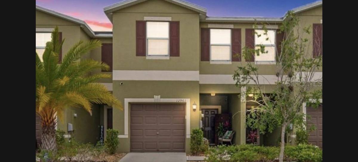 Townhouse for rent at 12961 Utopia Gardens Way, Riverview, FL 33579