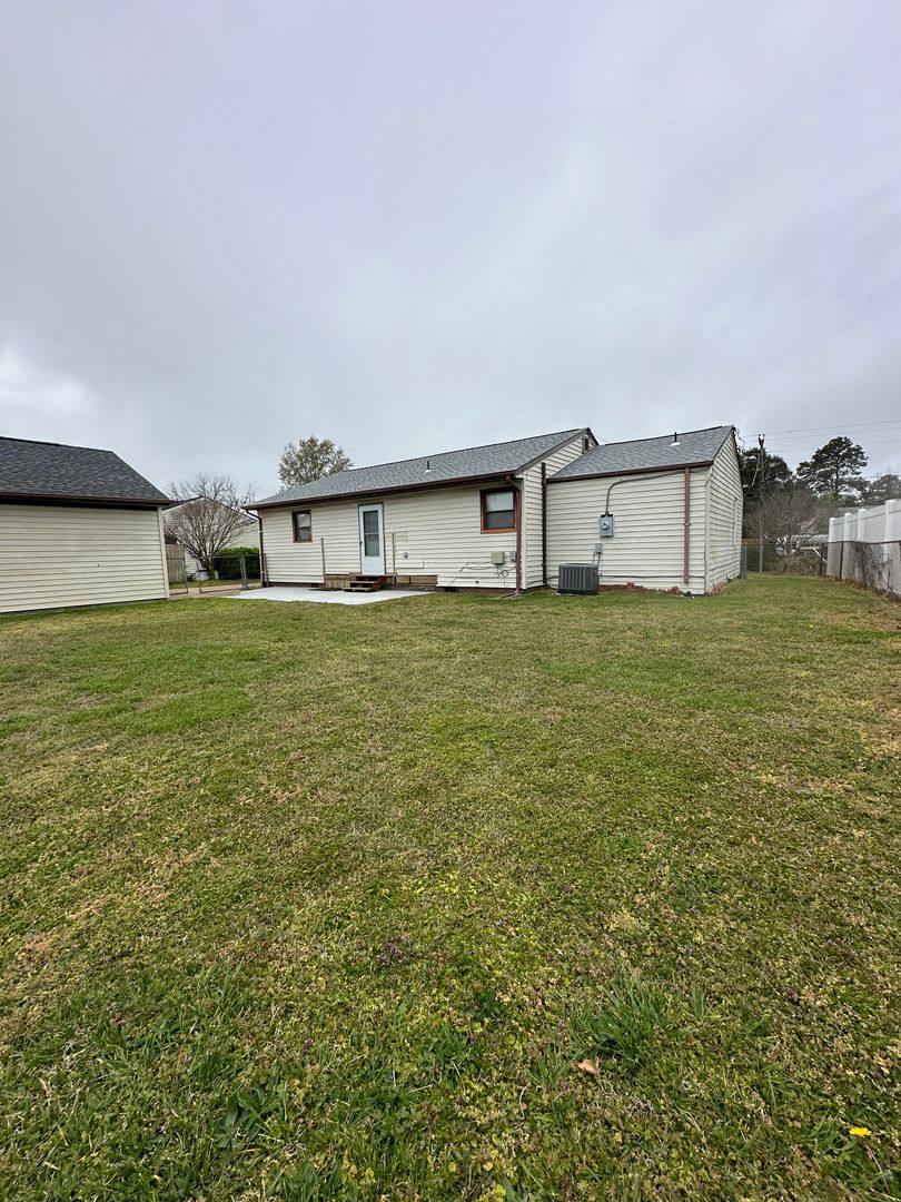 House for rent at 1636 King William Rd, Virginia Beach, VA 23455