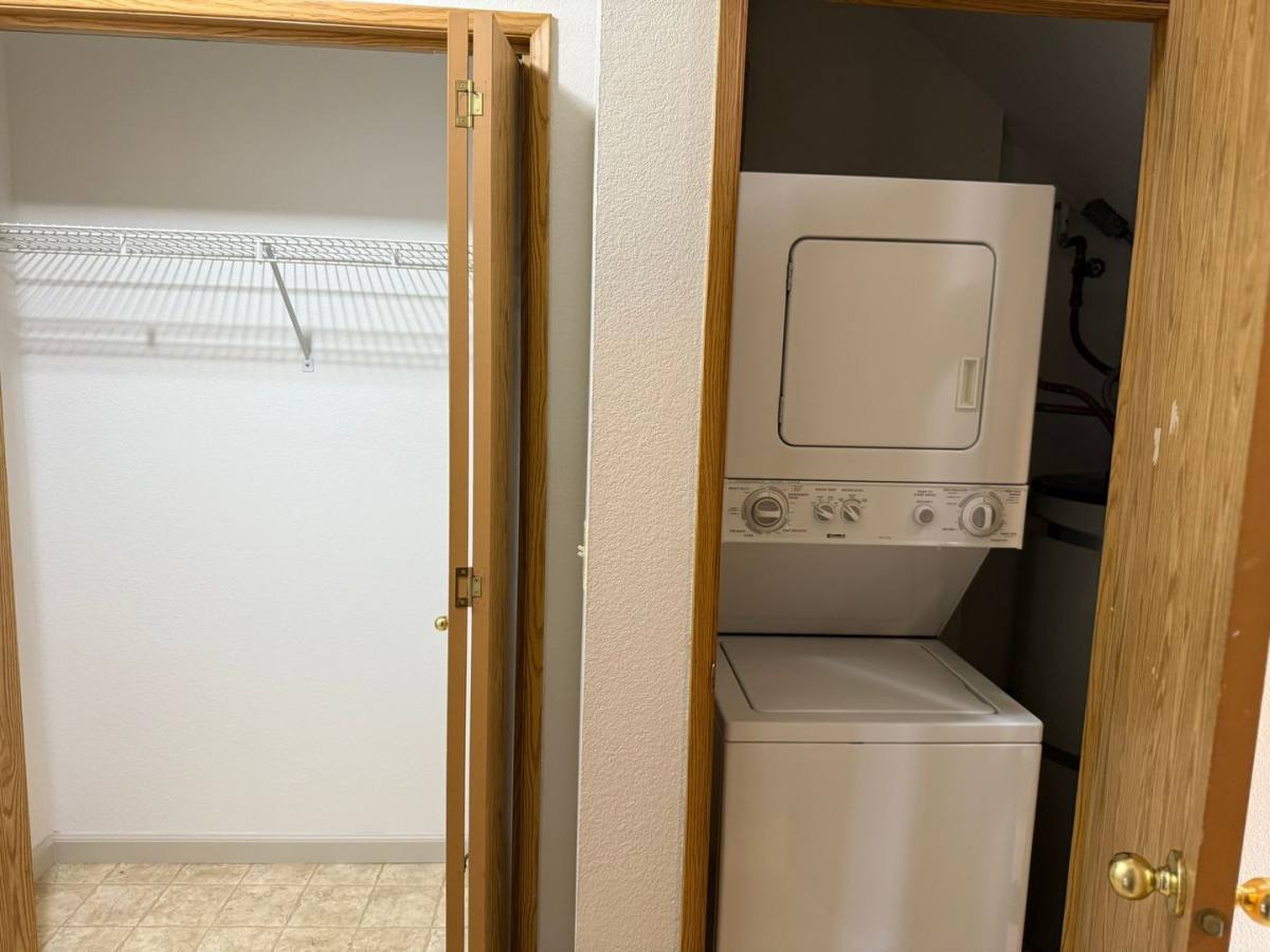 Condo for rent at 301 N 15th St, Hood River, OR 97031