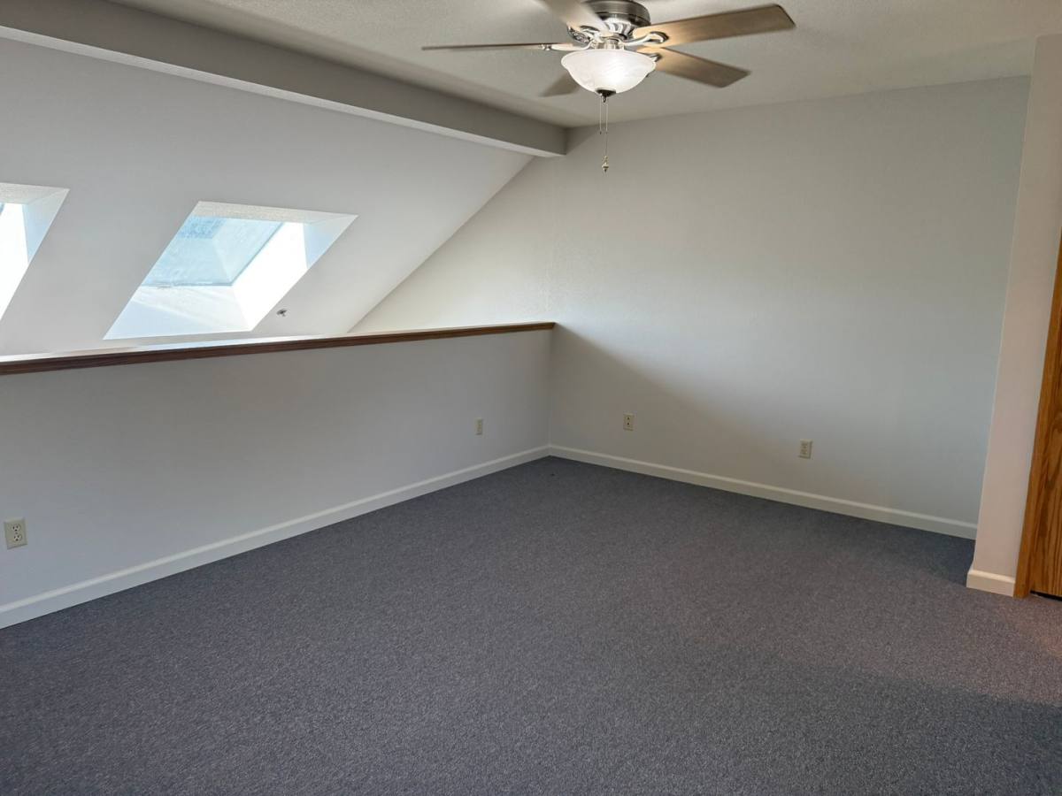 Condo for rent at 301 N 15th St, Hood River, OR 97031