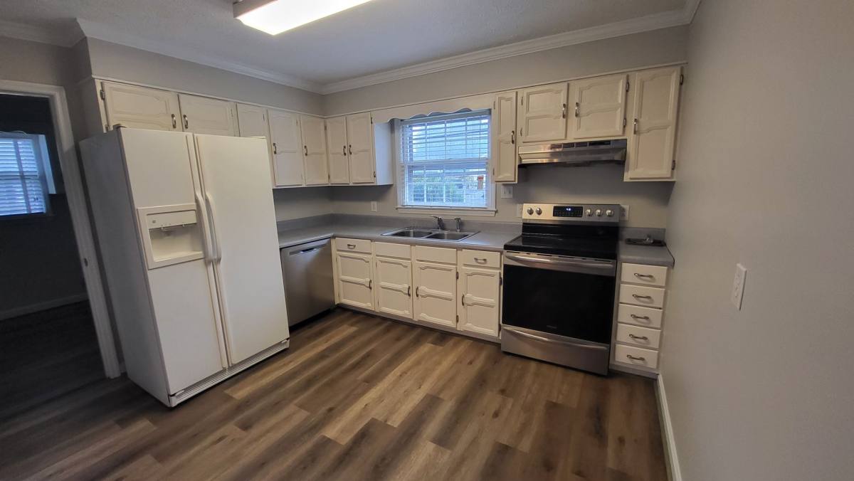 House for rent at 303 W 23rd St, Lumberton, NC 28358