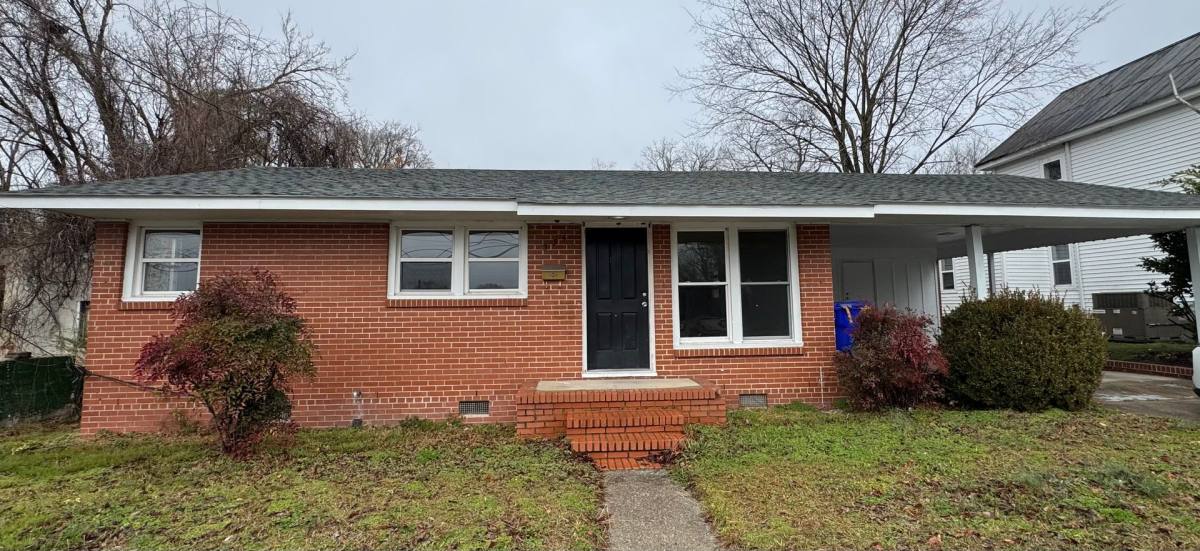 House for rent at 334 King St, Hertford, NC 27944