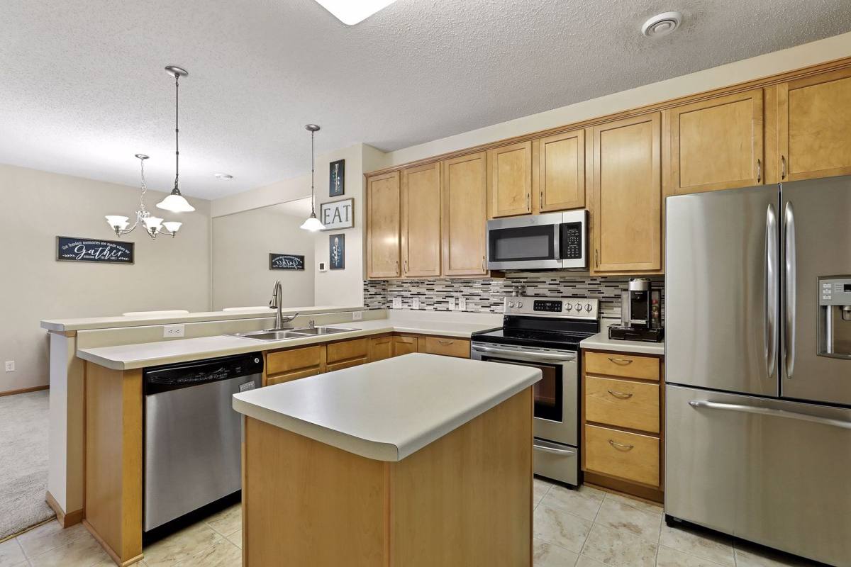 Townhouse for rent at 3775 Hazel Trail, Saint Paul, MN 55129