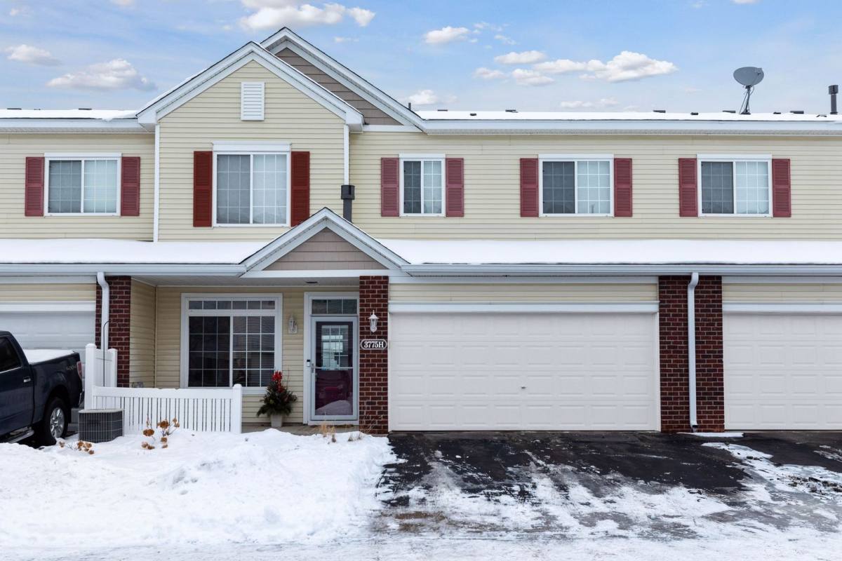 Townhouse for rent at 3775 Hazel Trail, Saint Paul, MN 55129
