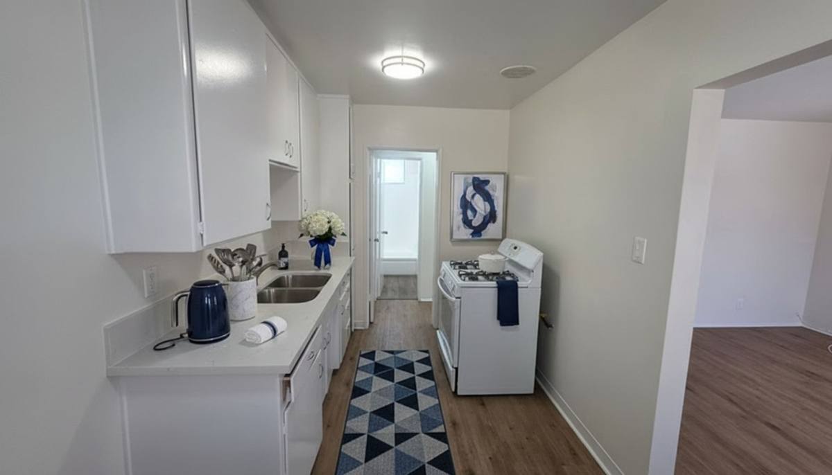 Apartment for rent at 362 E Louise St, Long Beach, CA 90805
