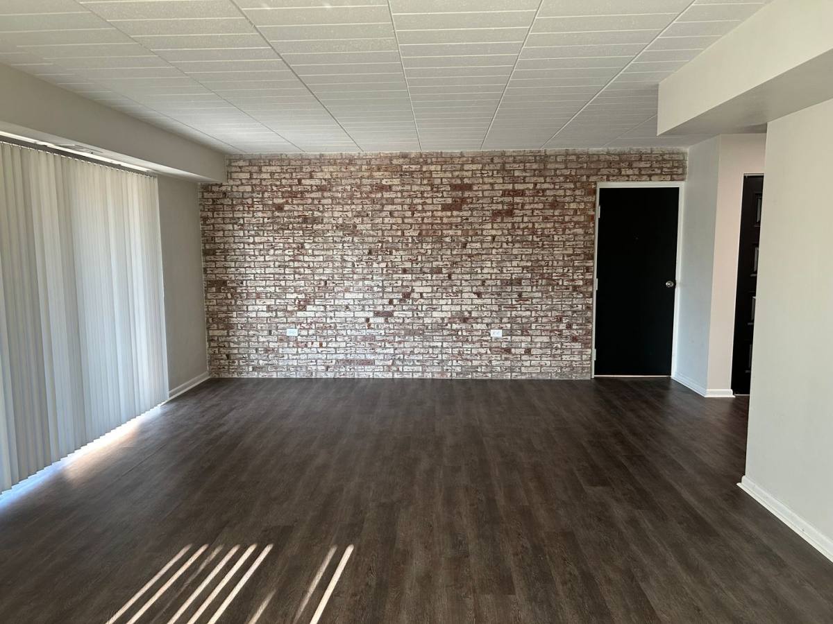 Apartment for rent at 1045 Turnpike St, Beaver, PA 15009