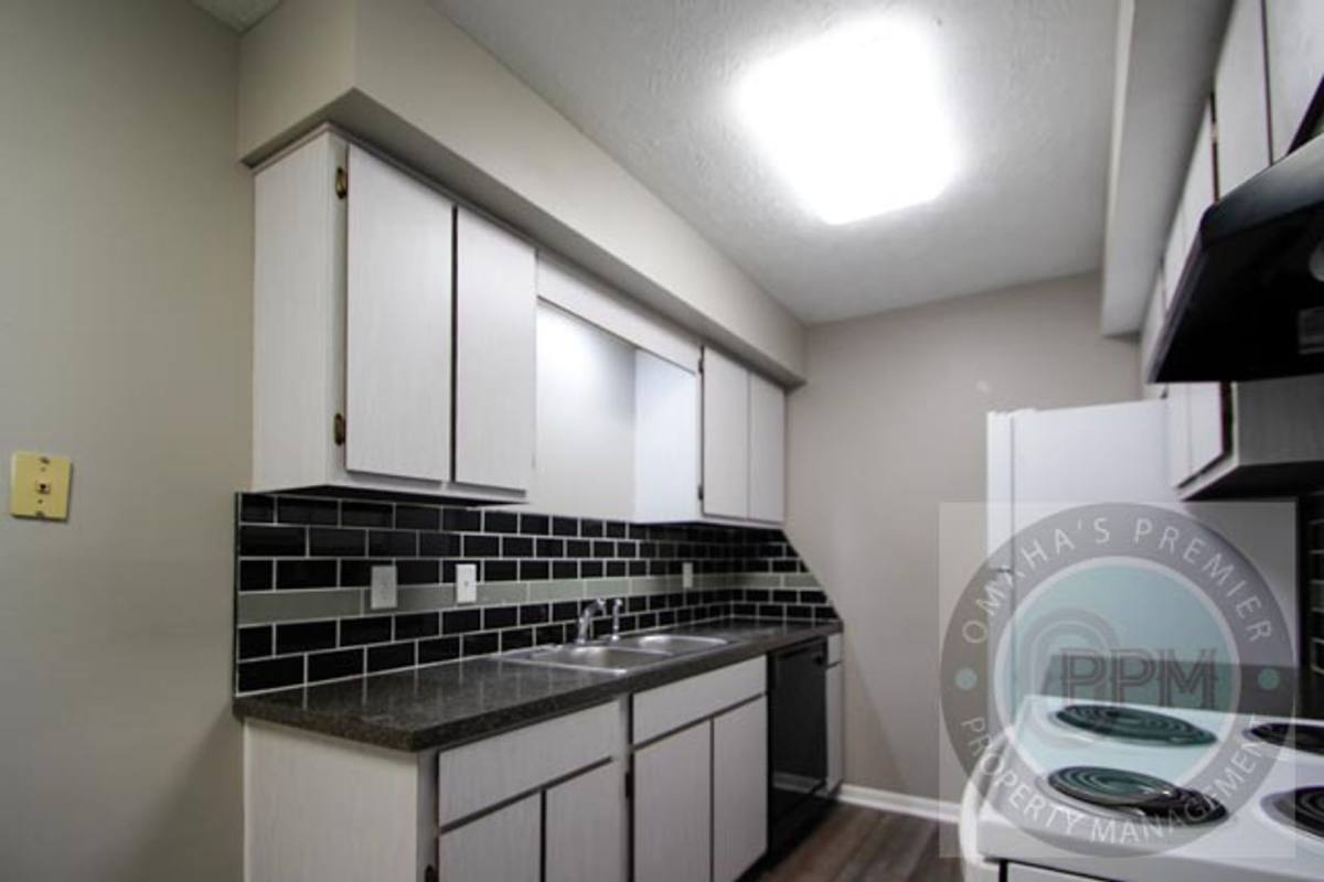 Apartment for rent at 2903 N 76th St, Omaha, NE 68134