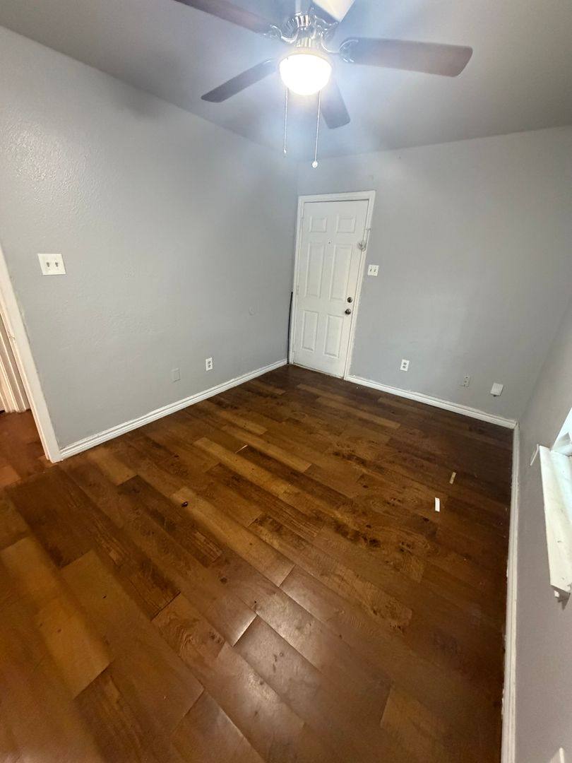 Apartment for rent at 3114 - 16 Ave, Fort Worth, TX 76105