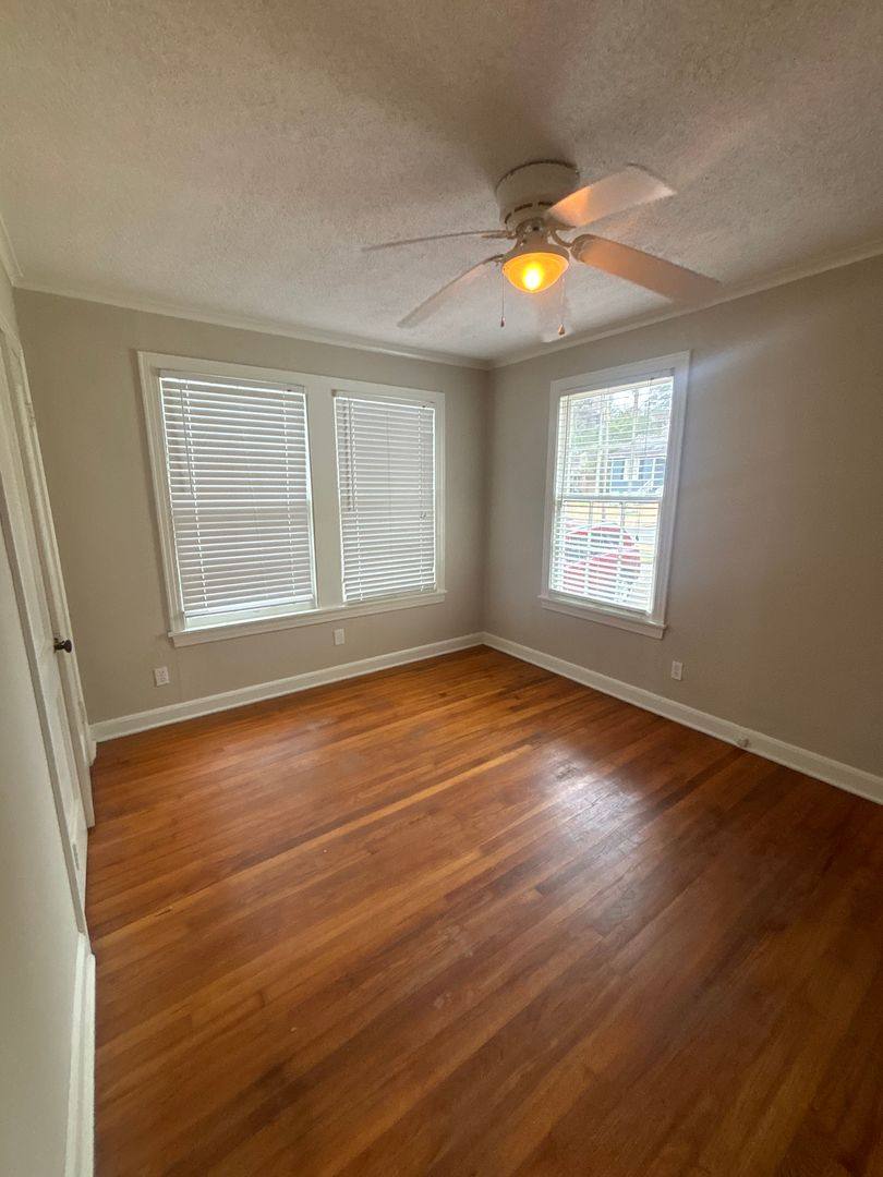 House for rent at 3827 Maryland St, Shreveport, LA 71106