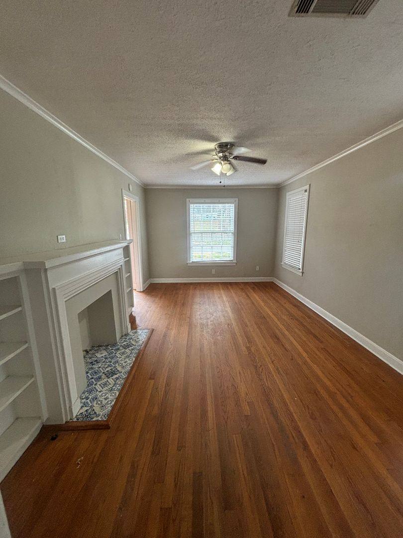House for rent at 3827 Maryland St, Shreveport, LA 71106