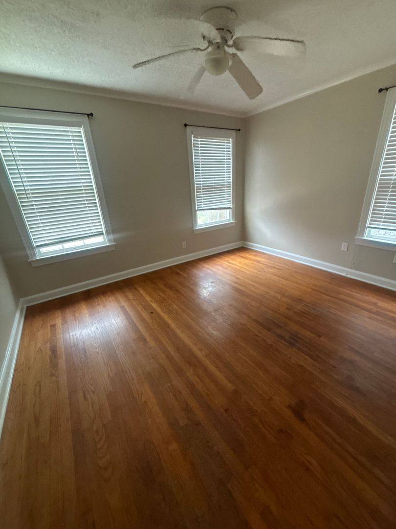 House for rent at 3827 Maryland St, Shreveport, LA 71106
