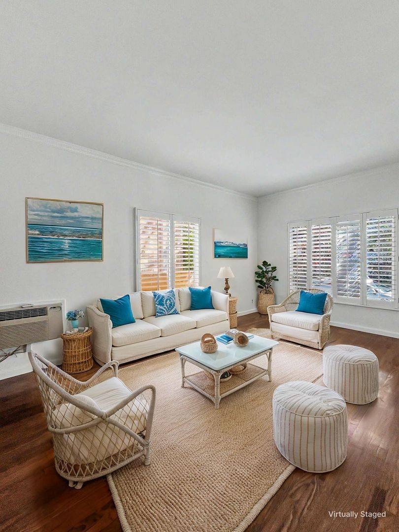 Apartment for rent at 203 N Almont Dr, Beverly Hills, CA 90211