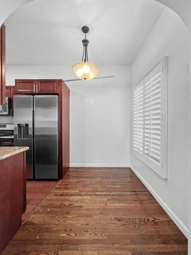 Apartment for rent at 203 N Almont Dr, Beverly Hills, CA 90211