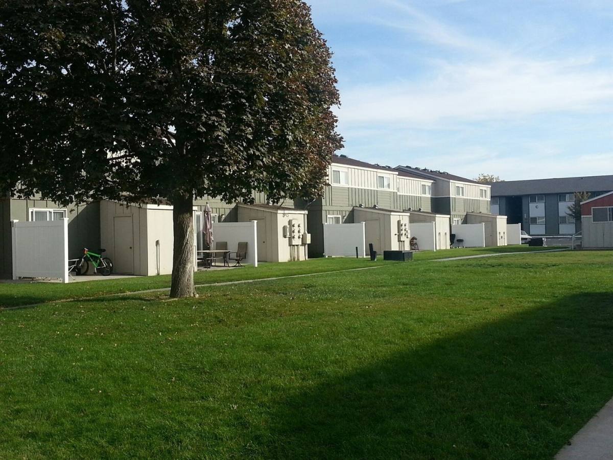 Townhouse for rent at 4421 W Hood Ave, Kennewick, WA 99336