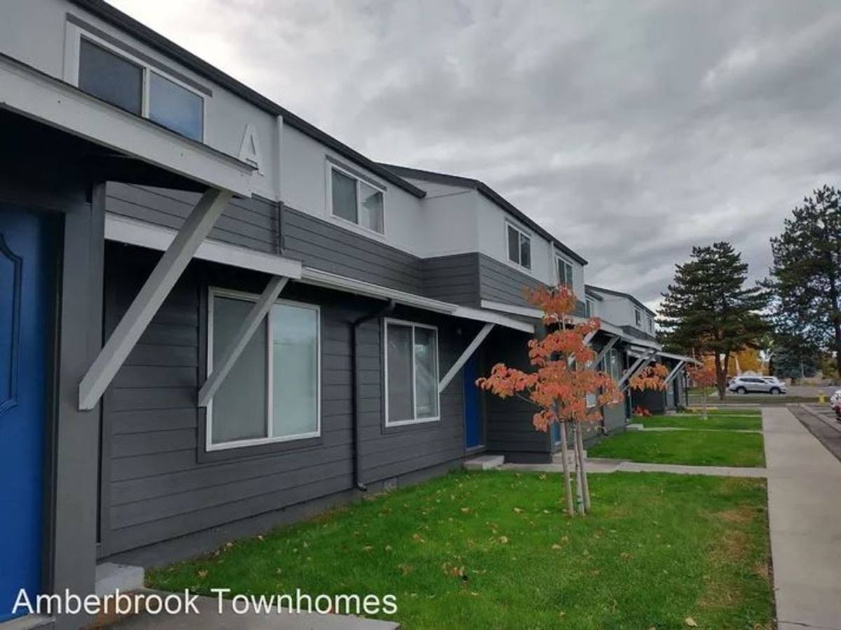 Townhouse for rent at 4421 W Hood Ave, Kennewick, WA 99336