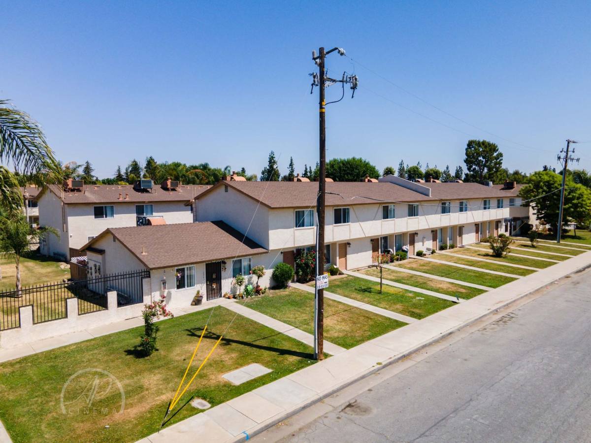 Apartment for rent at 4032 O St, Bakersfield, CA 93301