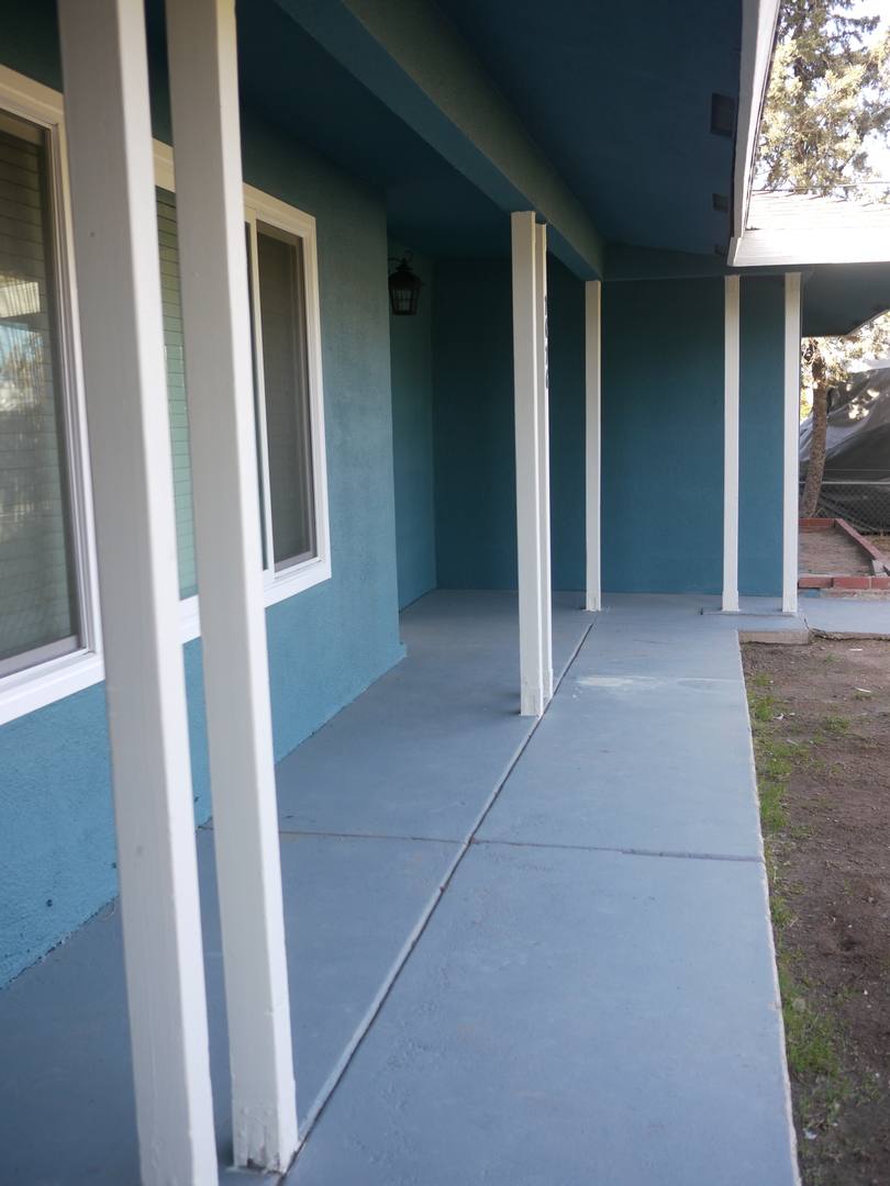 House for rent at 7676 Hemlock Ave, Hesperia, CA 92345