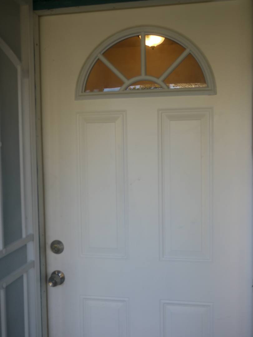 House for rent at 7676 Hemlock Ave, Hesperia, CA 92345