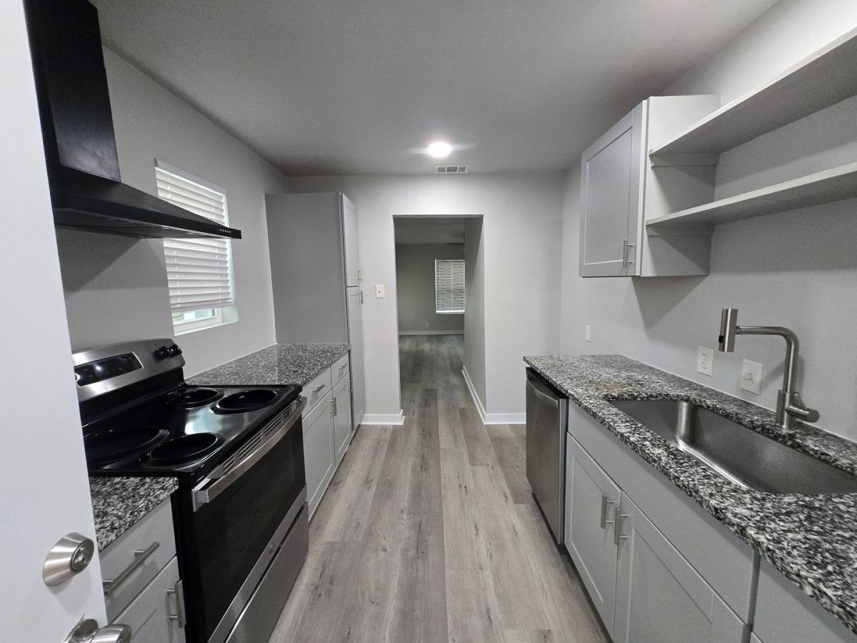 House for rent at 501 A Parkdale Ave, Fort Worth, TX 76105
