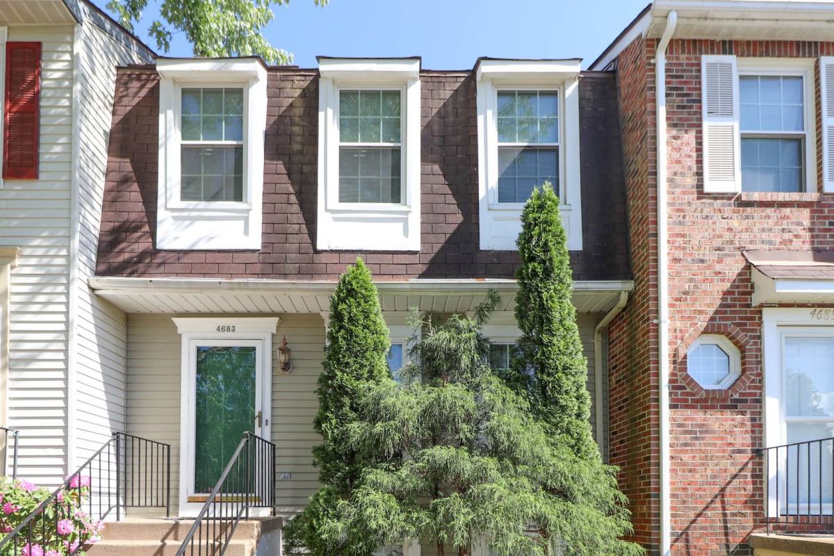 Townhouse for rent at 4683 Joanna Court, Woodbridge, VA 22193