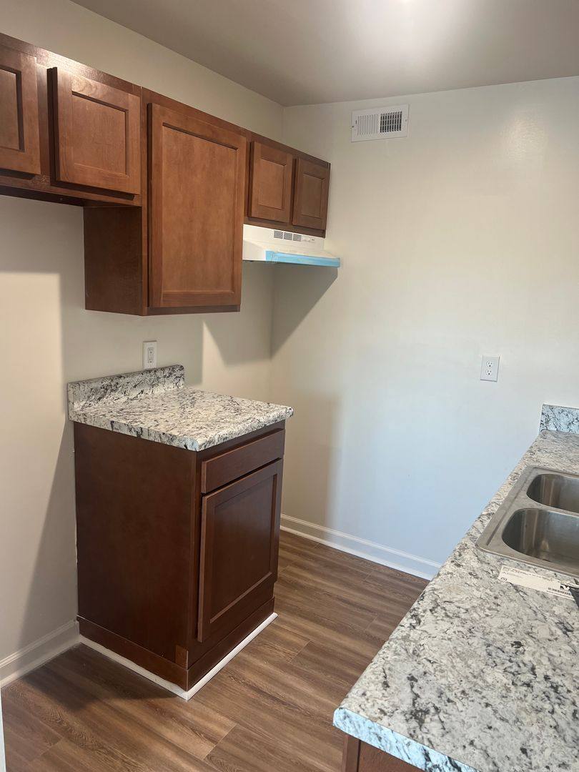 Apartment for rent at 935 37th St, Newport News, VA 23607