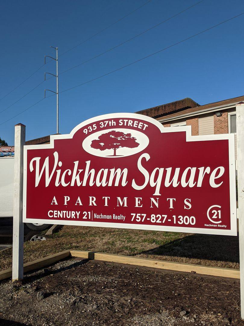 Apartment for rent at 935 37th St, Newport News, VA 23607