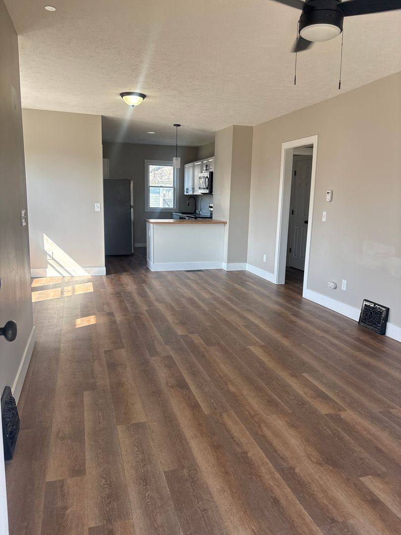 Apartment for rent at 3104 Poe Ave, Cleveland, OH 44109