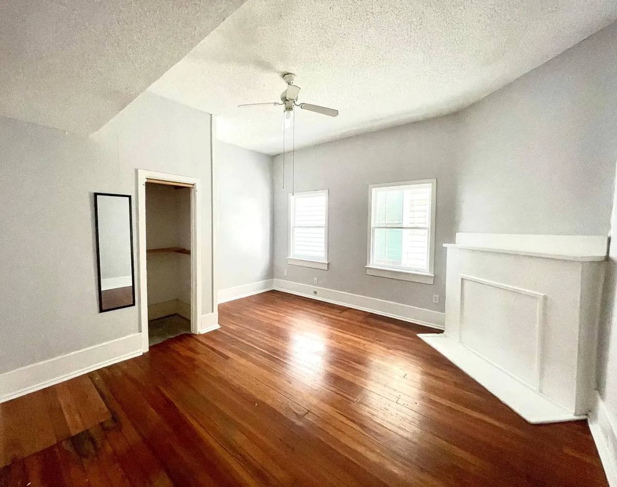 Apartment for rent at 2206 Barnard St, Savannah, GA 31401