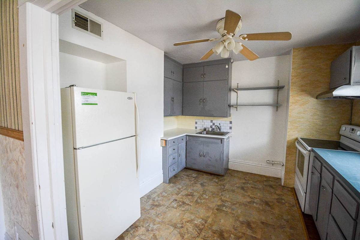 Apartment for rent at 209 S Pearl St, Albert Lea, MN 56007