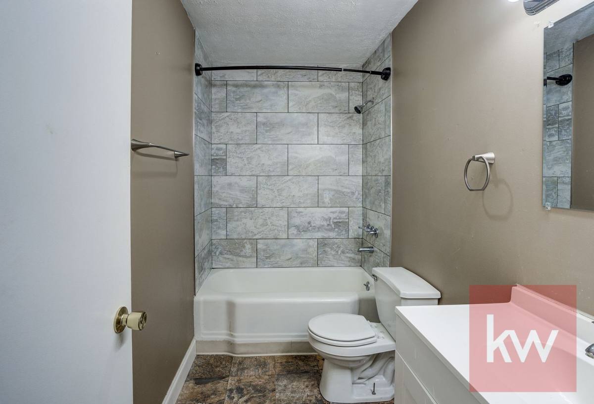 Apartment for rent at 314 Wilson Ave, Johnson City, TN 37604