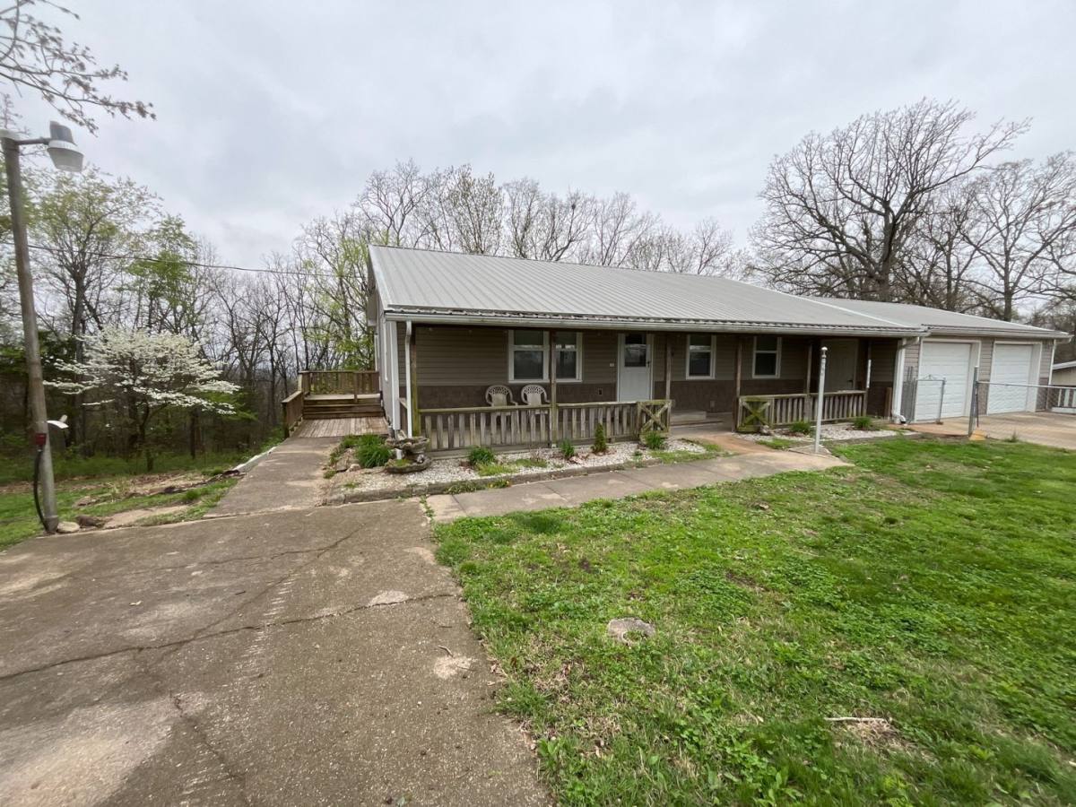 House for rent at 19304 S Marvin Rd, Barnett, MO 65011