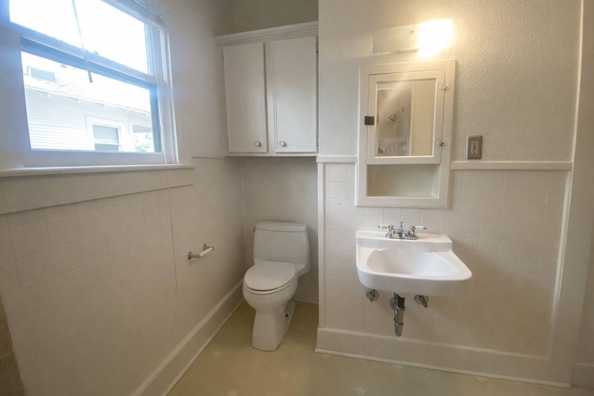 Apartment for rent at 4213 Ave C, Austin, TX 78751
