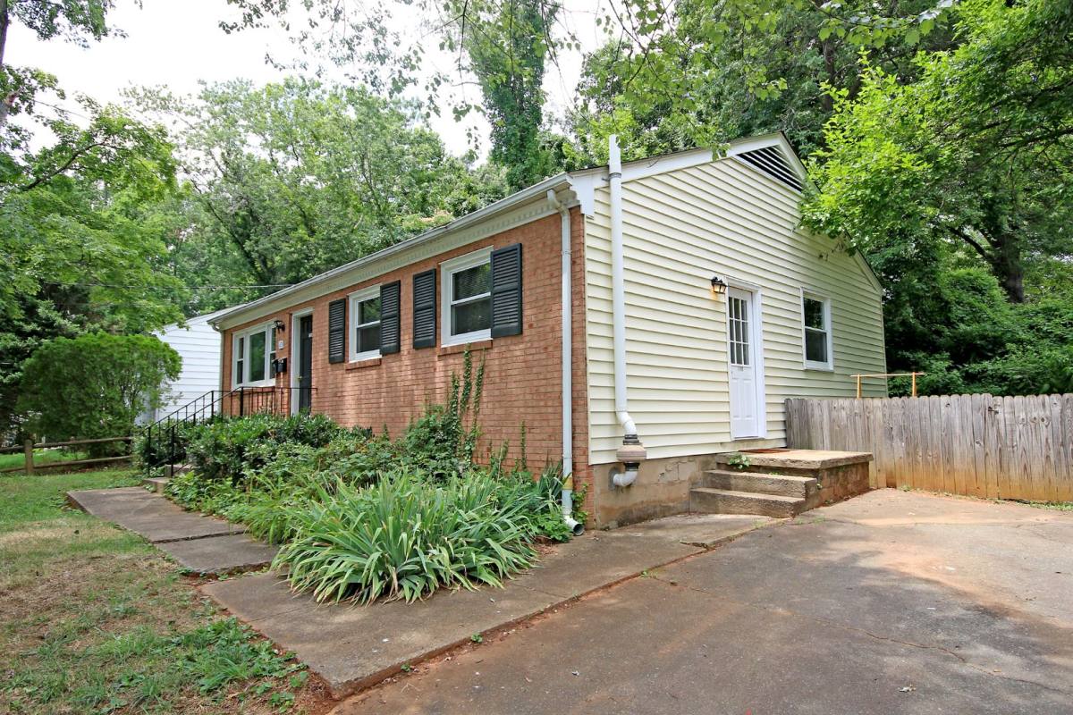 Apartment for rent at 113 Stratford Court, Charlottesville, VA 22903