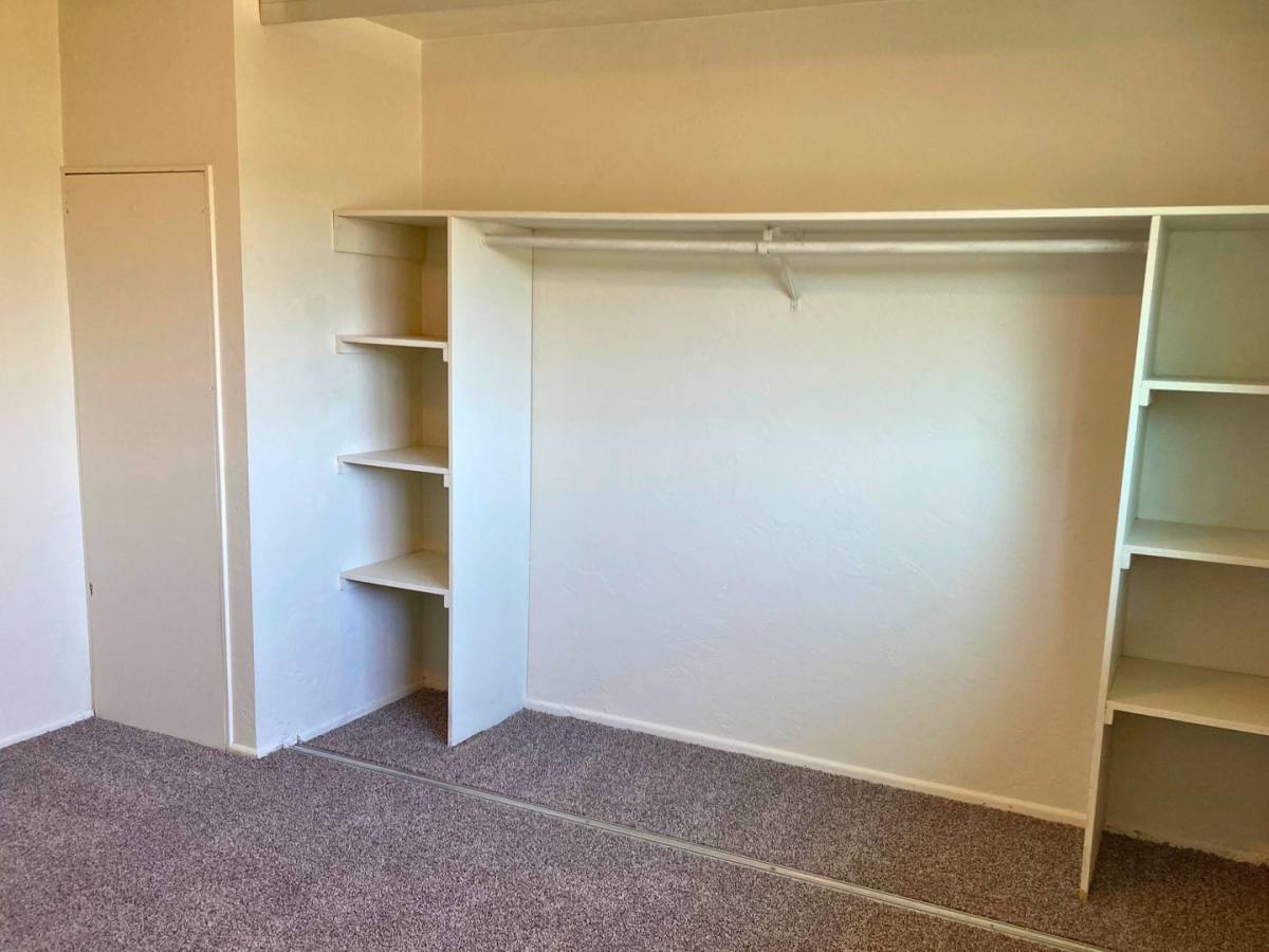 Apartment for rent at 2705 Oak St, Eugene, OR 97405
