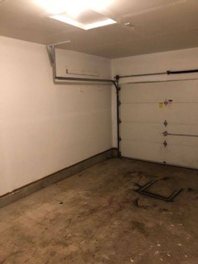 Townhouse for rent at 2609 S Cloverleaf Loop, Springfield, OR 97477