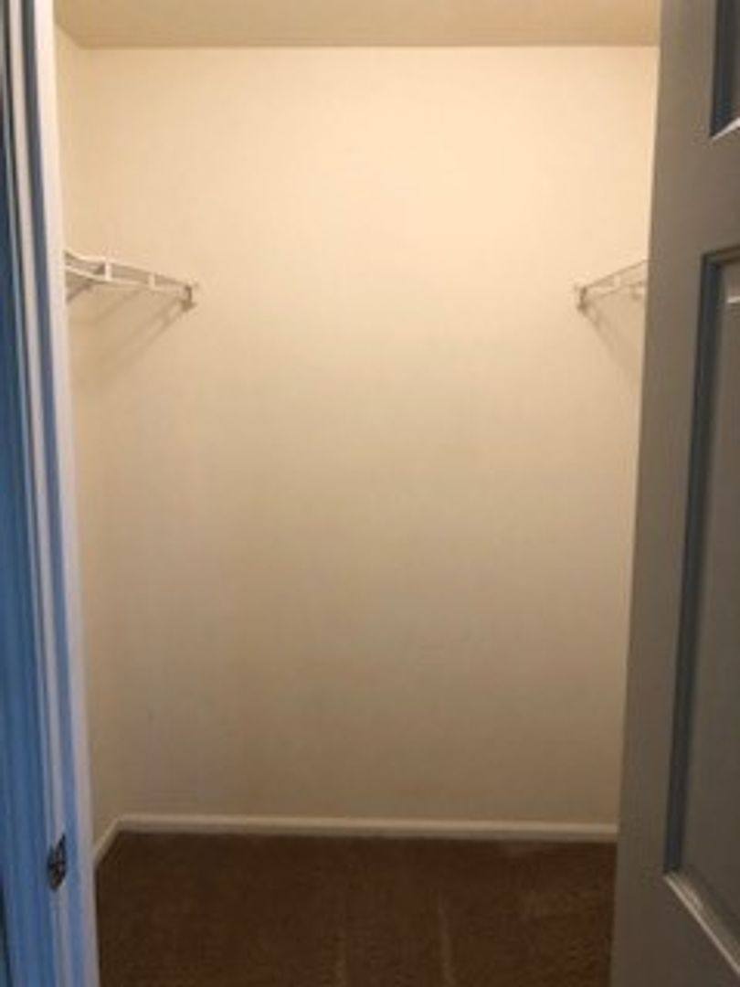 Townhouse for rent at 2609 S Cloverleaf Loop, Springfield, OR 97477