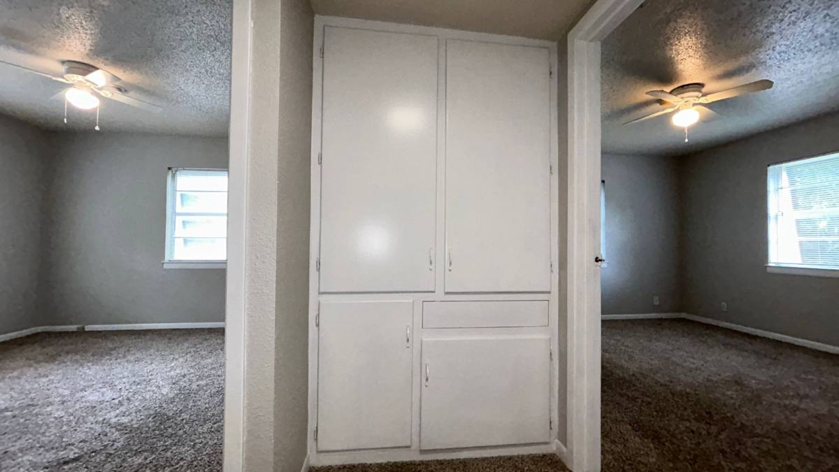 Townhouse for rent at 3211 Rogers Ave, Fort Worth, TX 76109