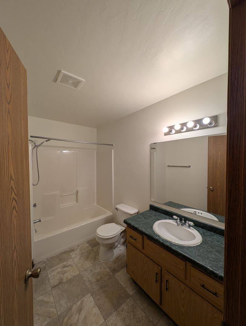 Apartment for rent at 1053-63-73-83 Stillmeadow Lane, Menasha, WI 54952