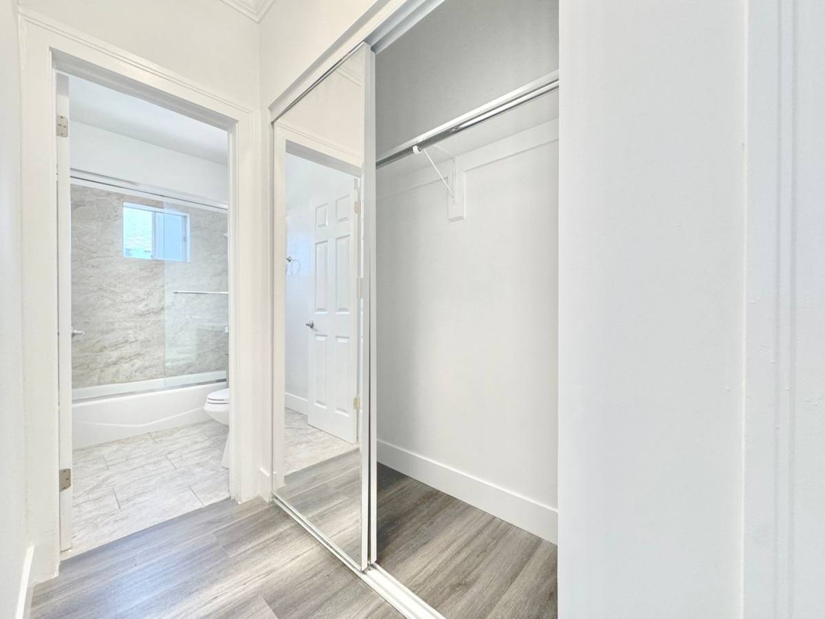 Apartment for rent at 1444 W 28th St, Los Angeles, CA 90007