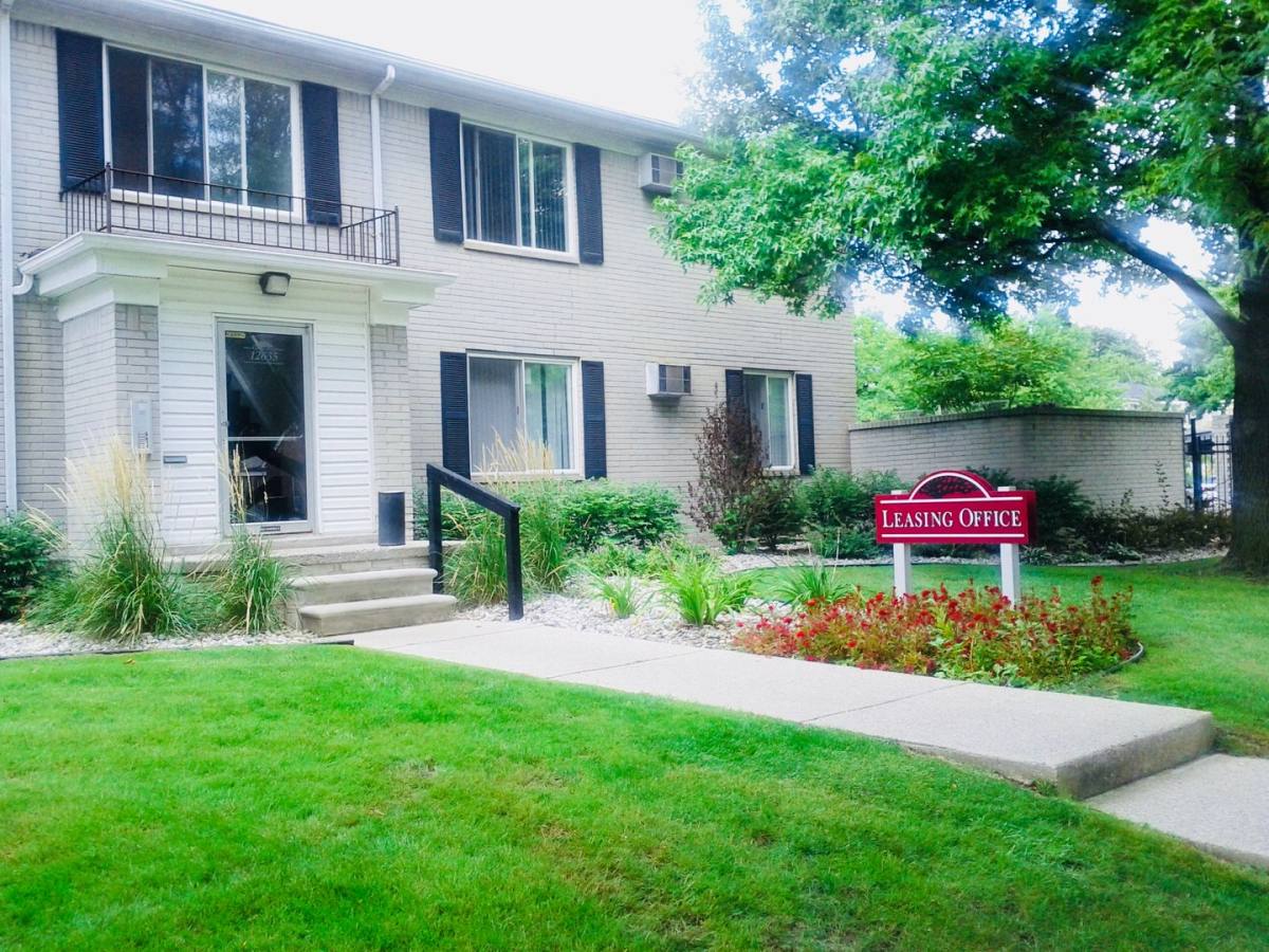 Apartment for rent at 12611 Memorial St, Detroit, MI 48227