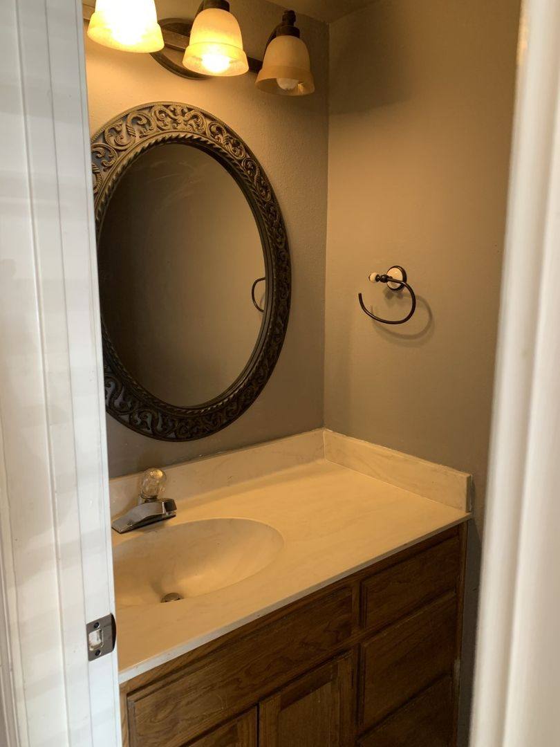Townhouse for rent at 716 W Mulberry St, Denton, TX 76201