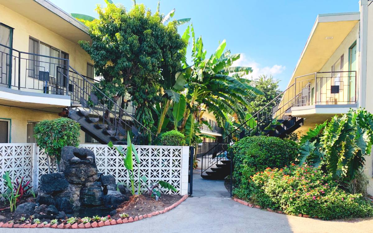 Apartment for rent at 10012 Valley Blvd, El Monte, CA 91731