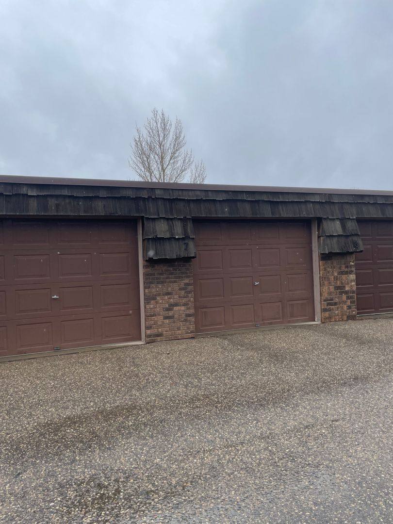 Apartment for rent at 1420 32nd Ave SW, Minot, ND 58701