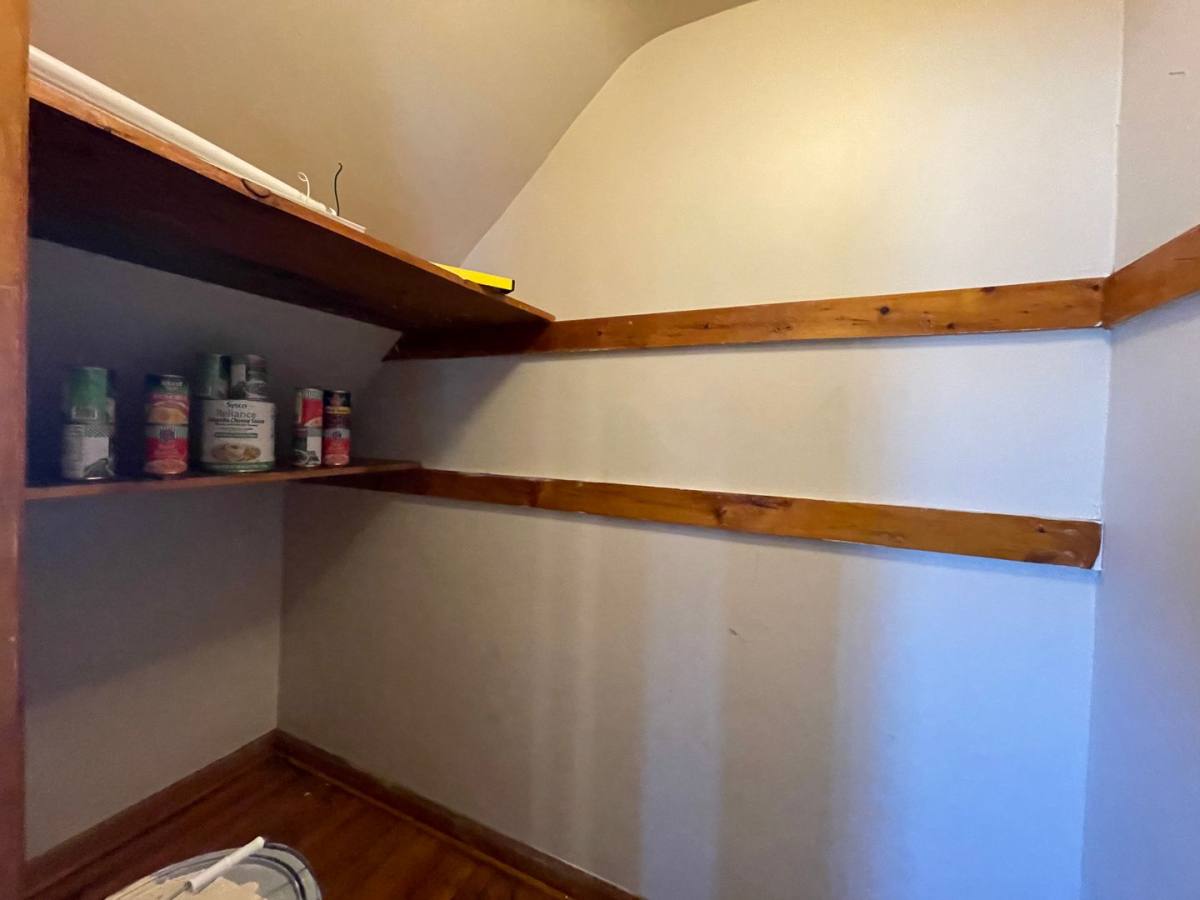 Apartment for rent at 521 E Broad St, Millville, NJ 08332