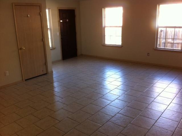 Townhouse for rent at 51 W Dakota Trail, Farmington, AR 72730