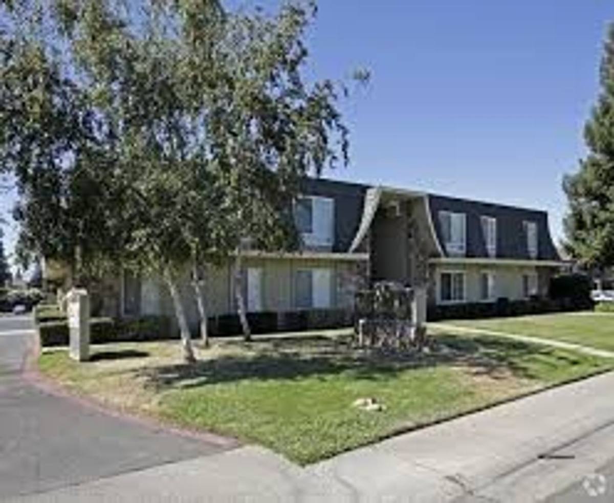 Apartment for rent at 9230 Kiefer Blvd, Sacramento, CA 95826